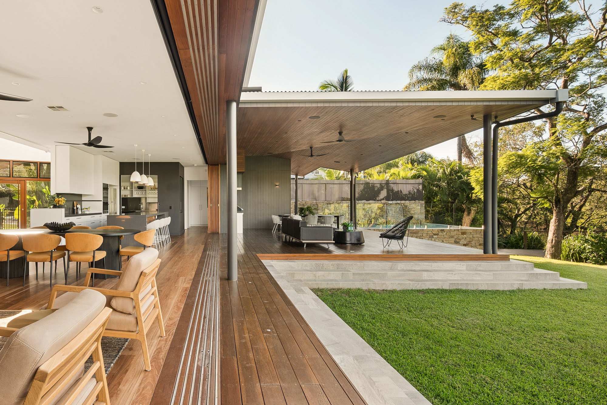 17 Bodalla Street photo 4