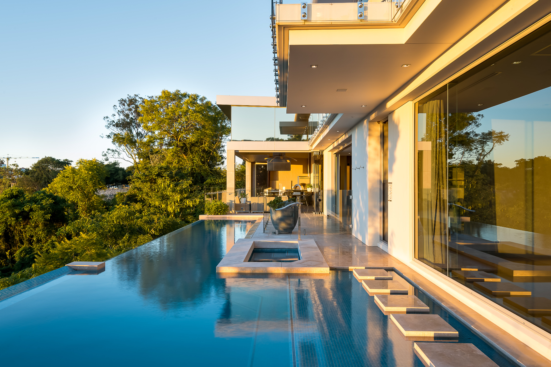 1 Leopard Street